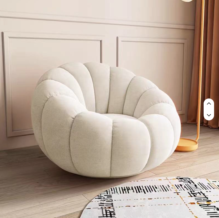 Pumpkin-Shaped Swivel Lounge Chair