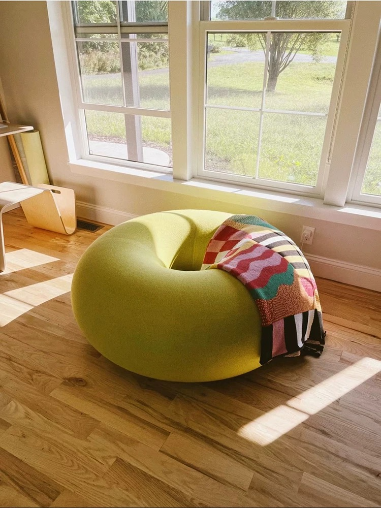 Donut Lounge Chair