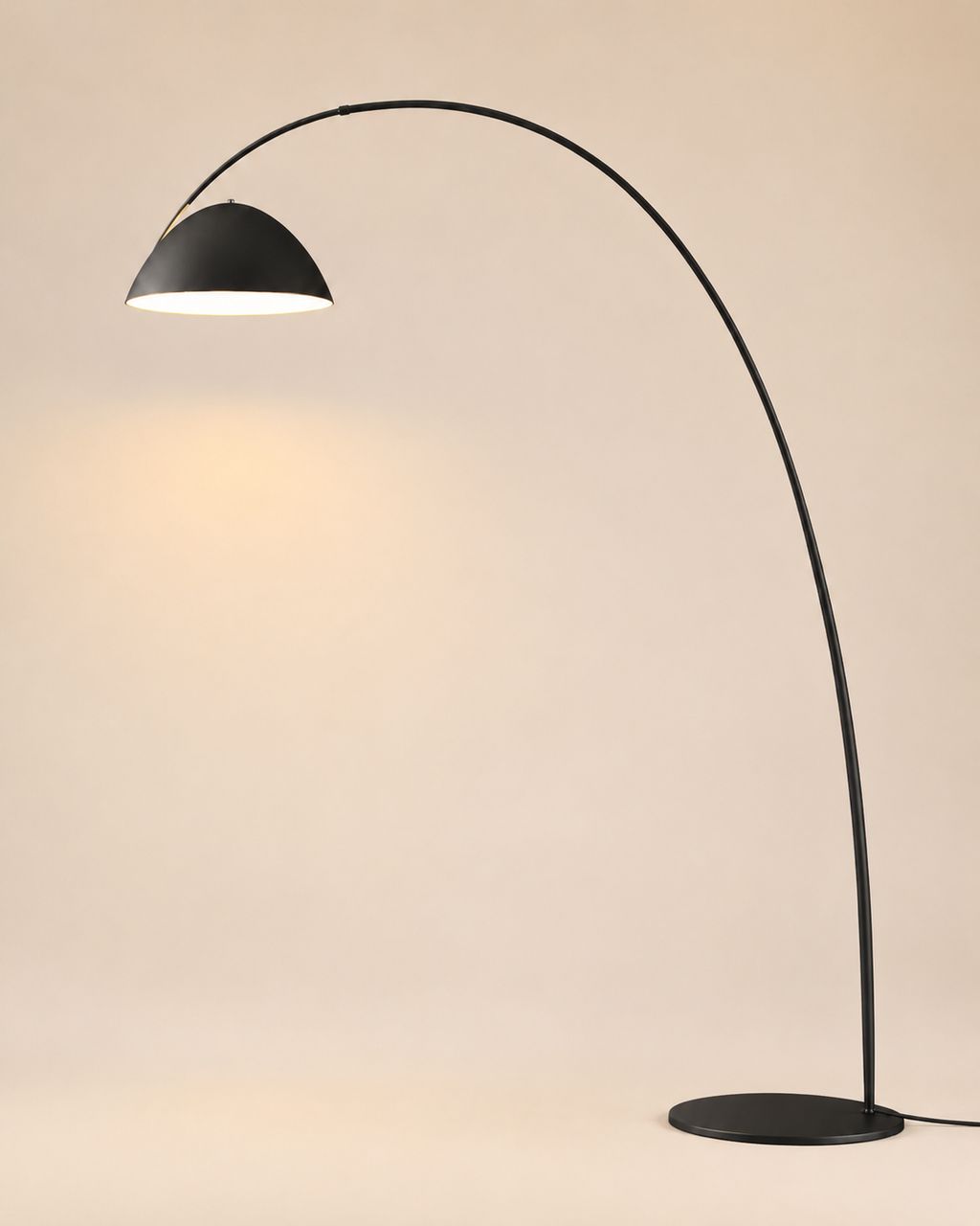 Minimalist Fishing-Rod Floor Lamp